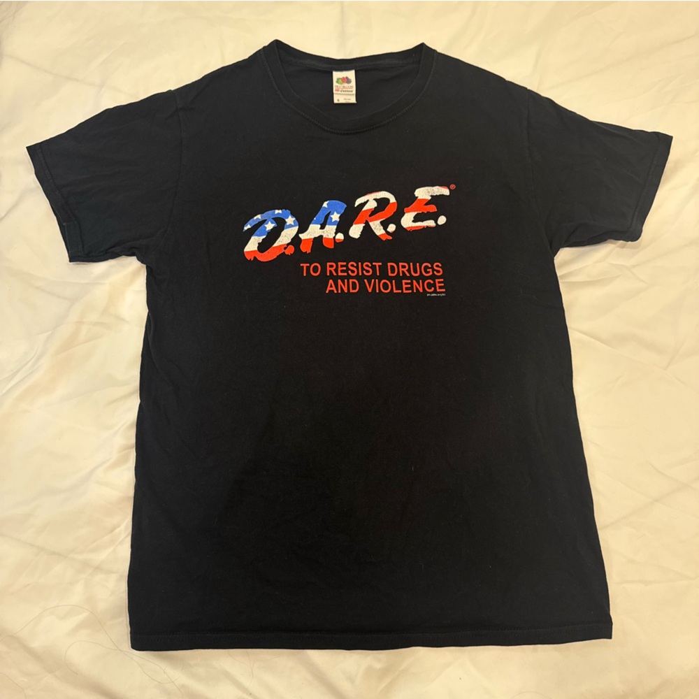 Vintage D.A.R.E T-Shirt Fruit of the Loom HD Cotton USA Flag Graphic Small Black